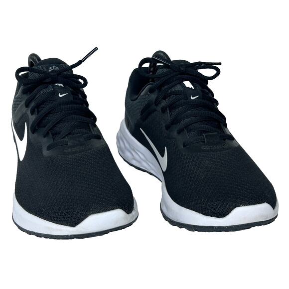 Nike Revolution 6 Womens Running Sneaker Shoe 10 Black White Lace-Up DC3729-003 - Picture 1 of 13